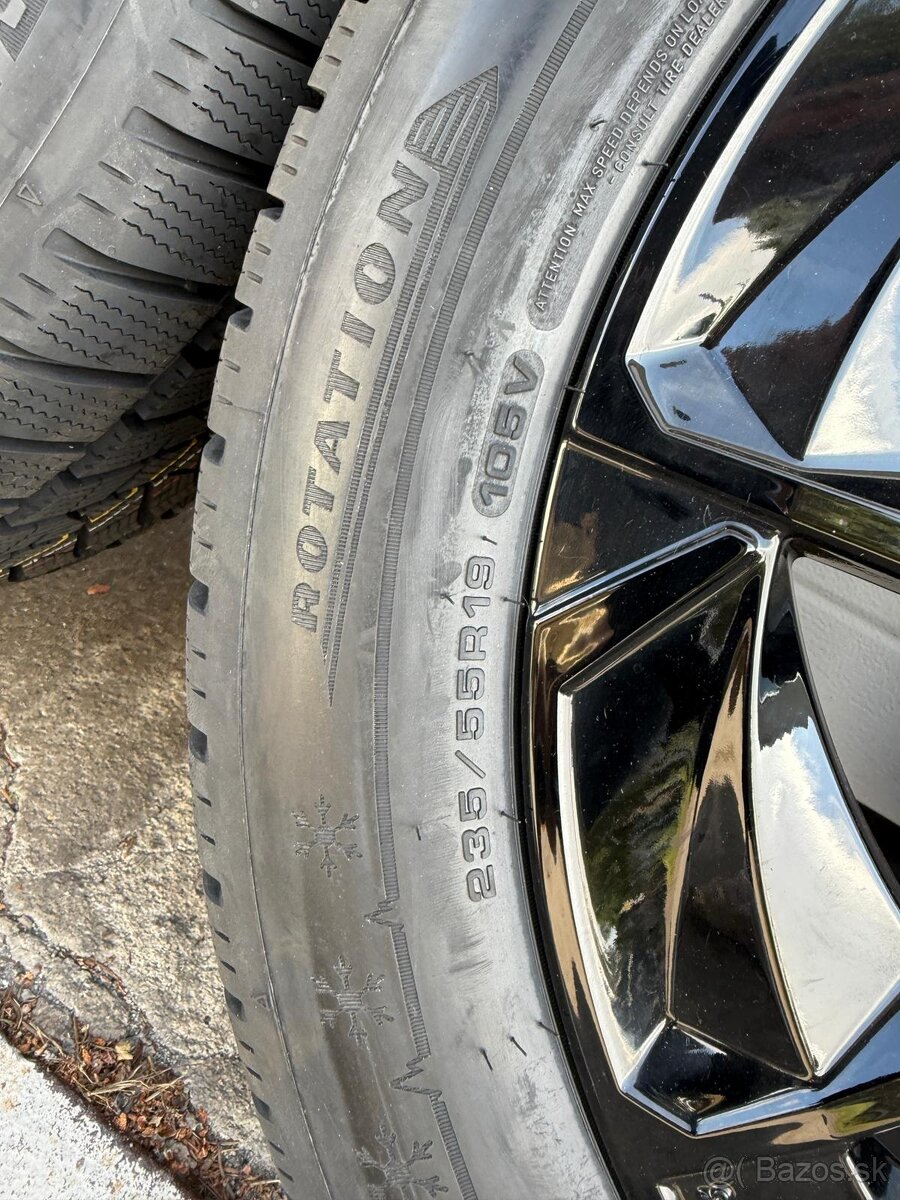 ORIGINAL HYUNDAI DISKY 5x114,3 R19 235/55 R19 ZIMA BLACK - 6