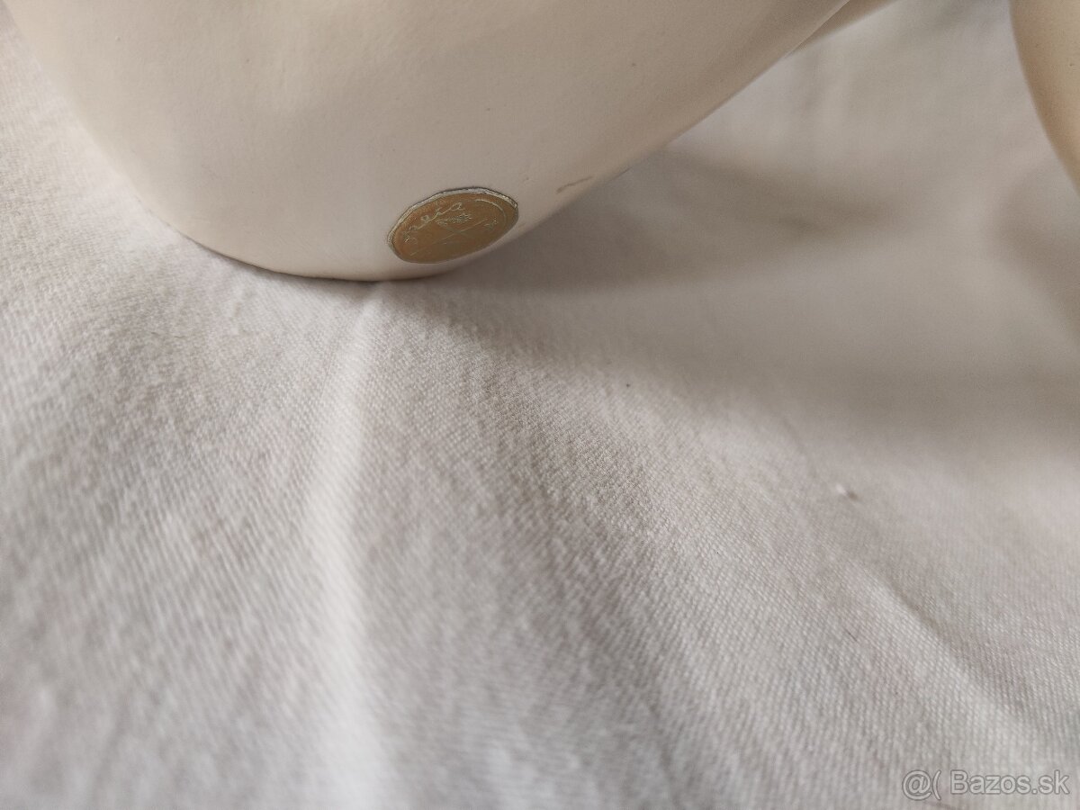 Soška akt Nahá dáma- značeno Jihokera- top stav - 6