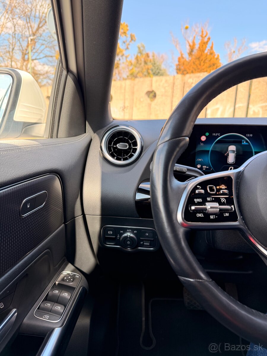 Mercedes-Benz GLA 200d - 6