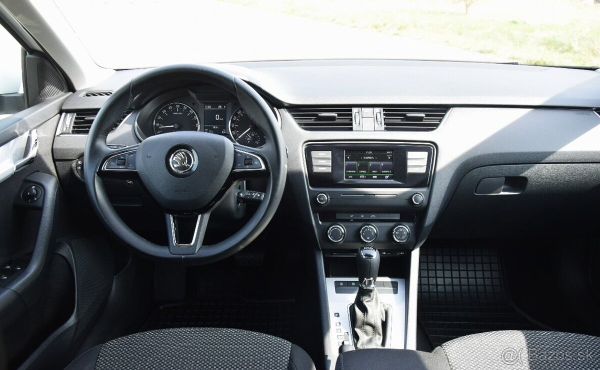 Octavia Combi 2.0 TDI Ambition DSG - 6