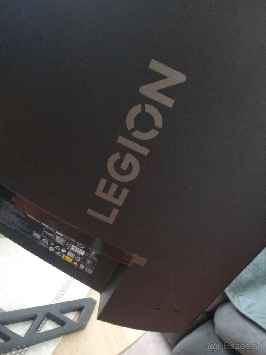 Lenovo Legion R27fc-30 - 6