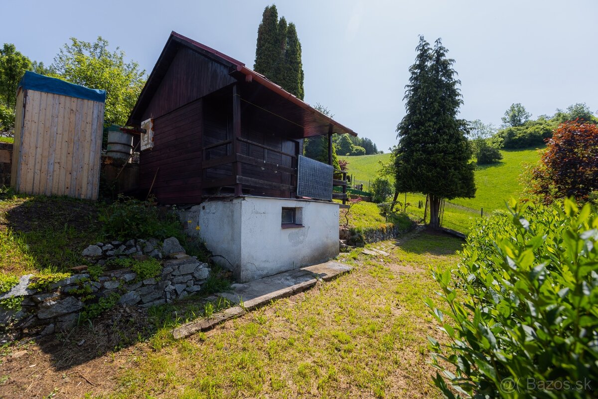 Záhradná chatka s krásnym výhľadom na predaj - 6
