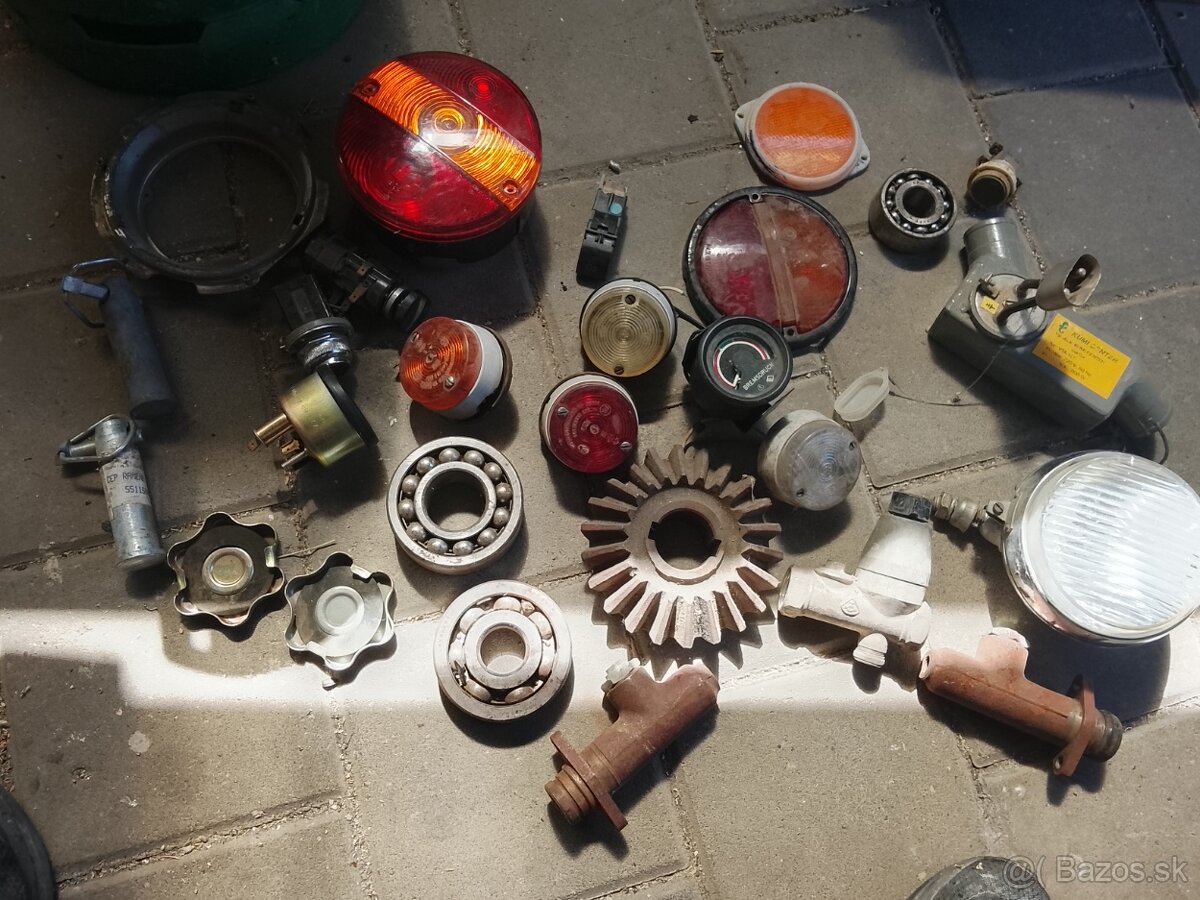 Náhradné diely, kolesá, pneumatiky - 6