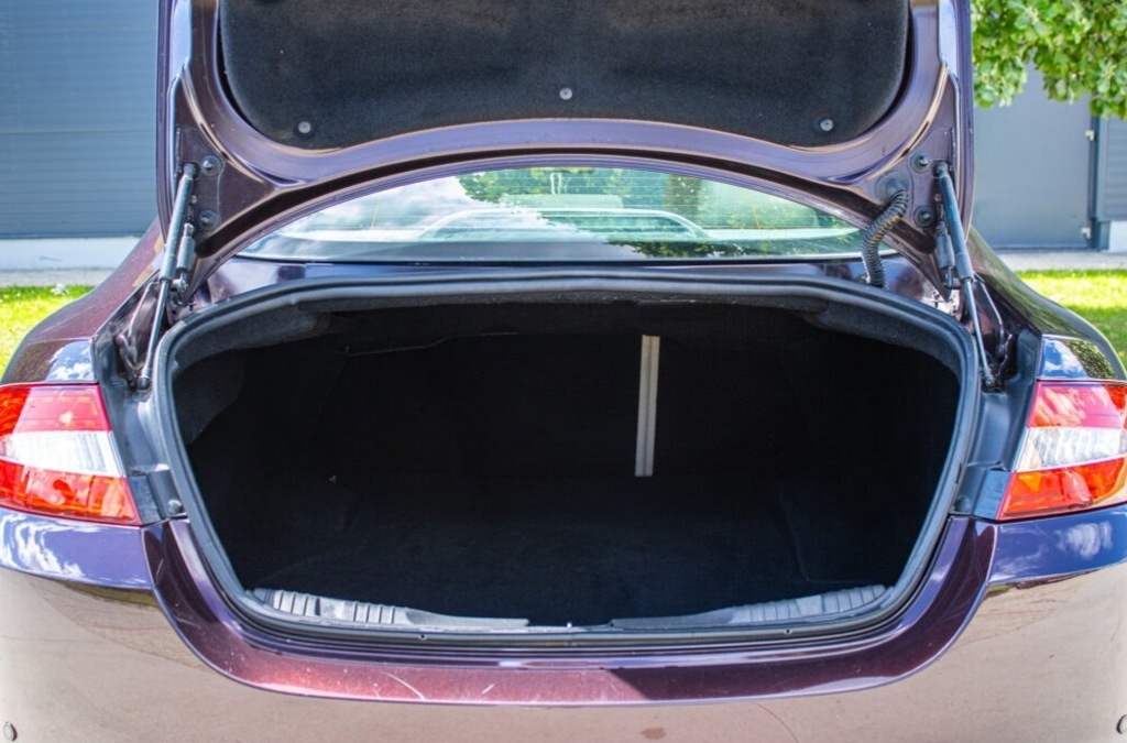 Jaguar XF 2.2D Premium Luxury - 6