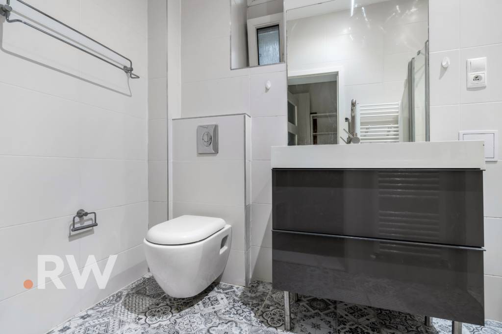 HISTORICKÉ CENTRUM - 1izb. 53,68 m2 - INVESTIČNÝ POTENCIÁL - - 6