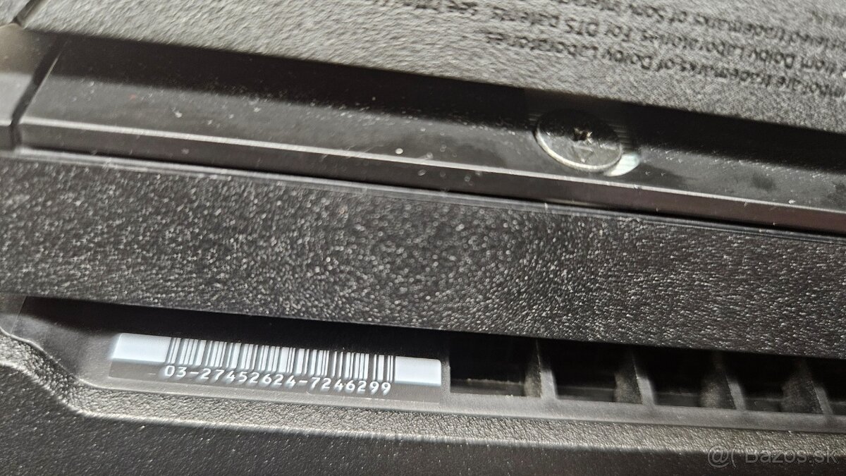 Sony Playstation 4 Pro 1TB + joypad a hra - 6