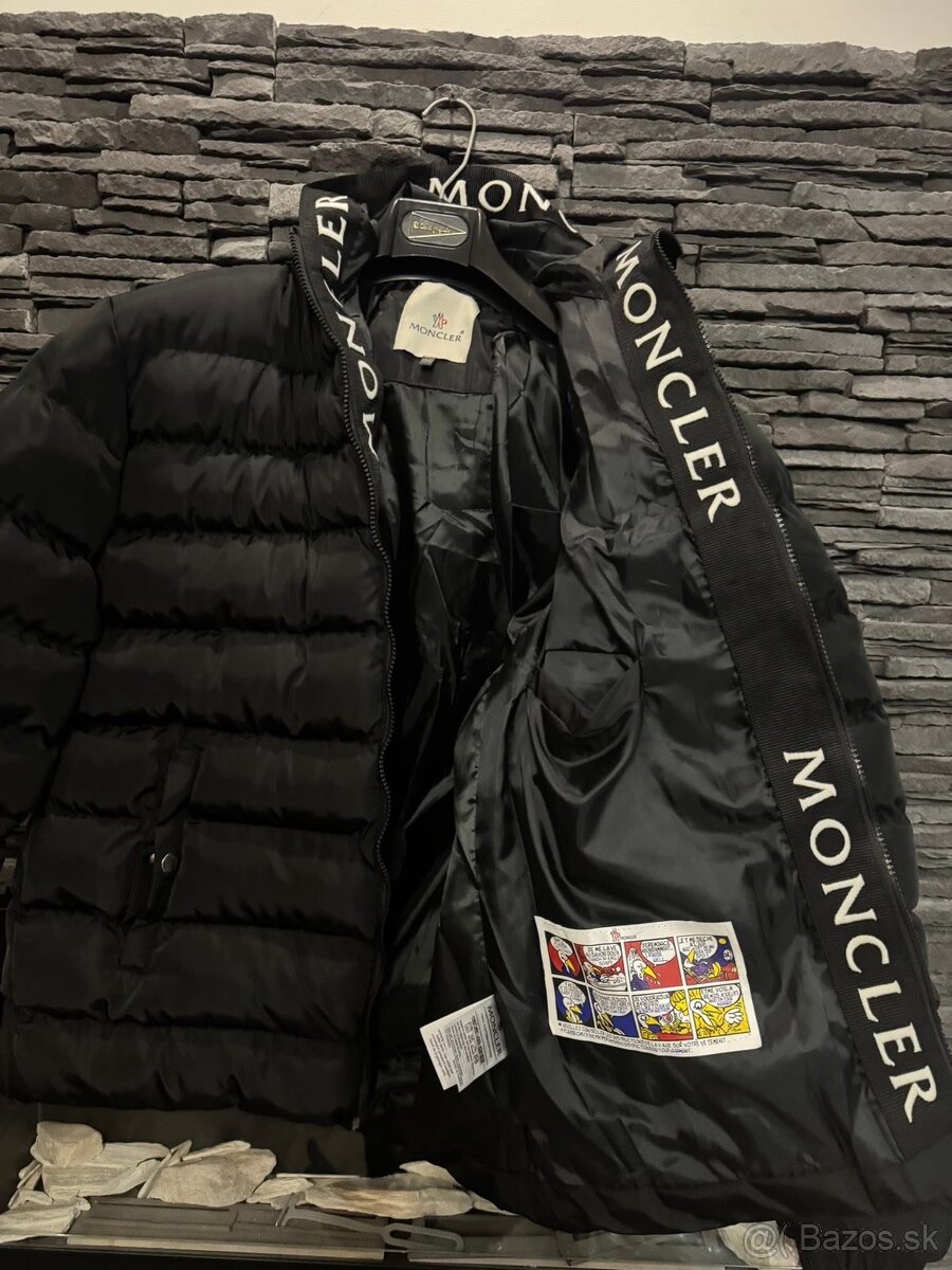 Moncler čierna bunda - 6
