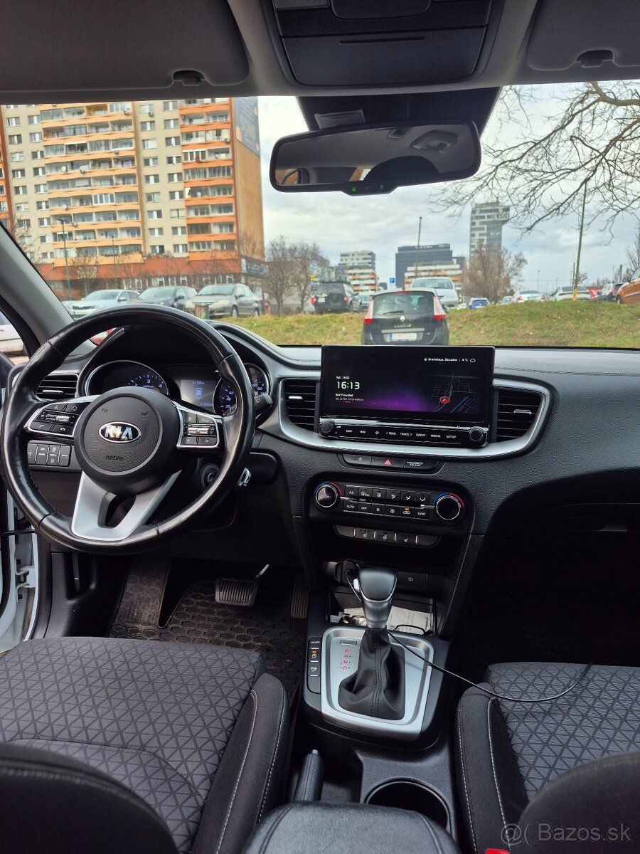 Kia Ceed SW Diesel - 6