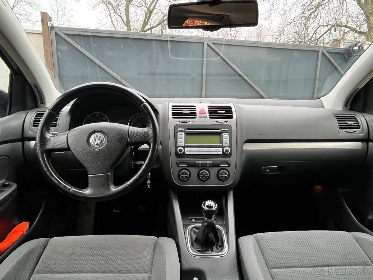 Volkswagen Golf 5 - 6