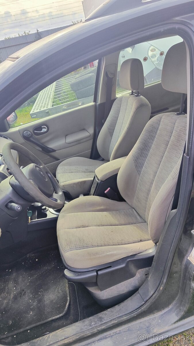 Renault Megane Combi 1.5 dci 78kw - 6