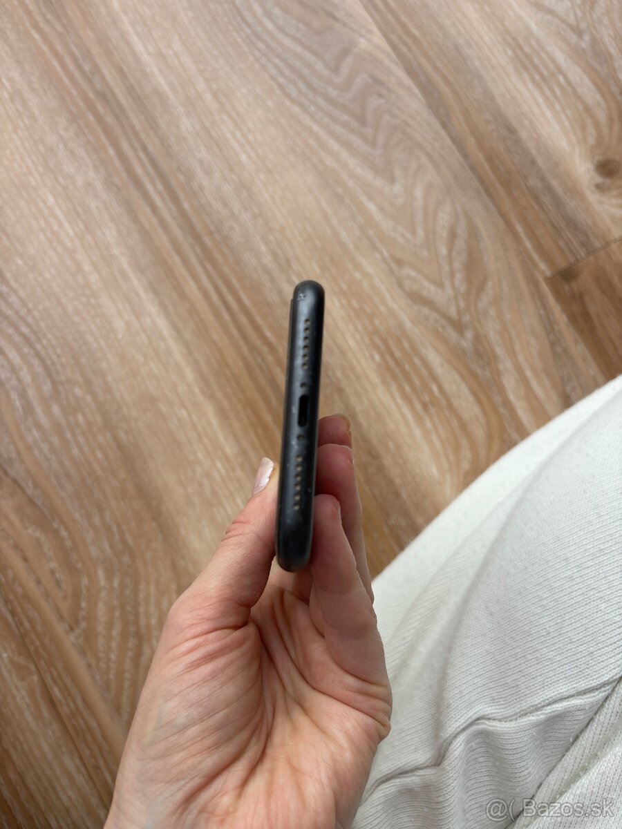 iPhone 11,64gb,čierny - 6