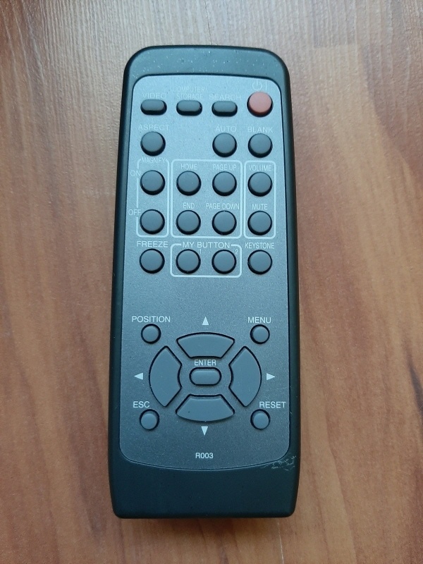 Hitachi CPX5 Projector - 6