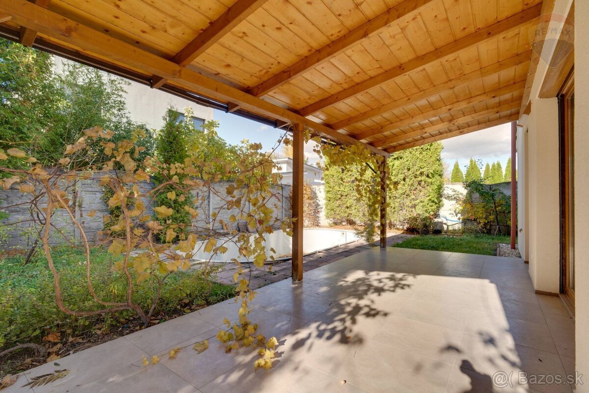 6-izbový rodinný dom s dvojgarážou v Malinove - 6