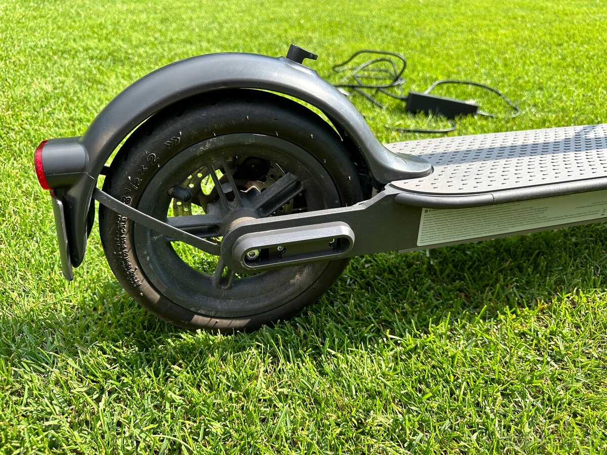 detská Elektrokolobežka Xiaomi Mi Electric Scooter Essential - 6