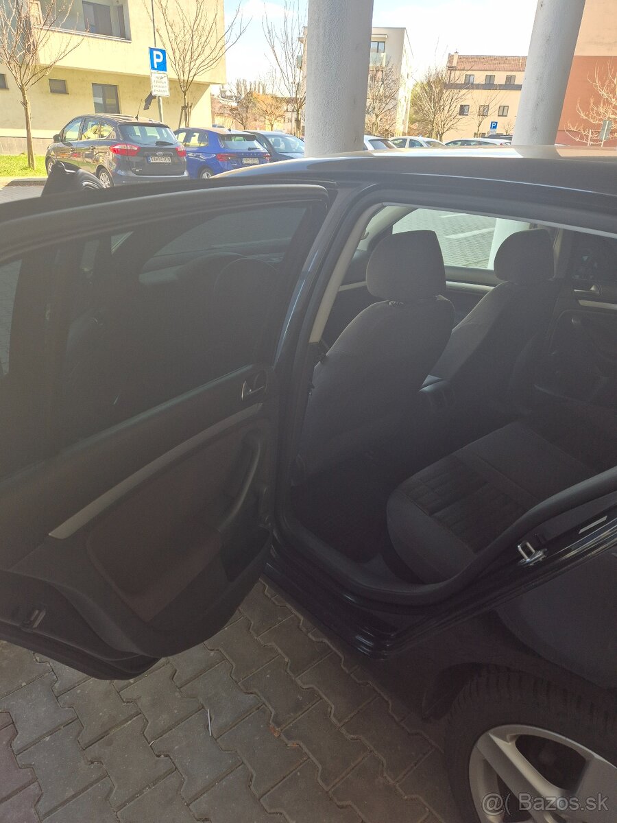 Volkswagen golf V - 6