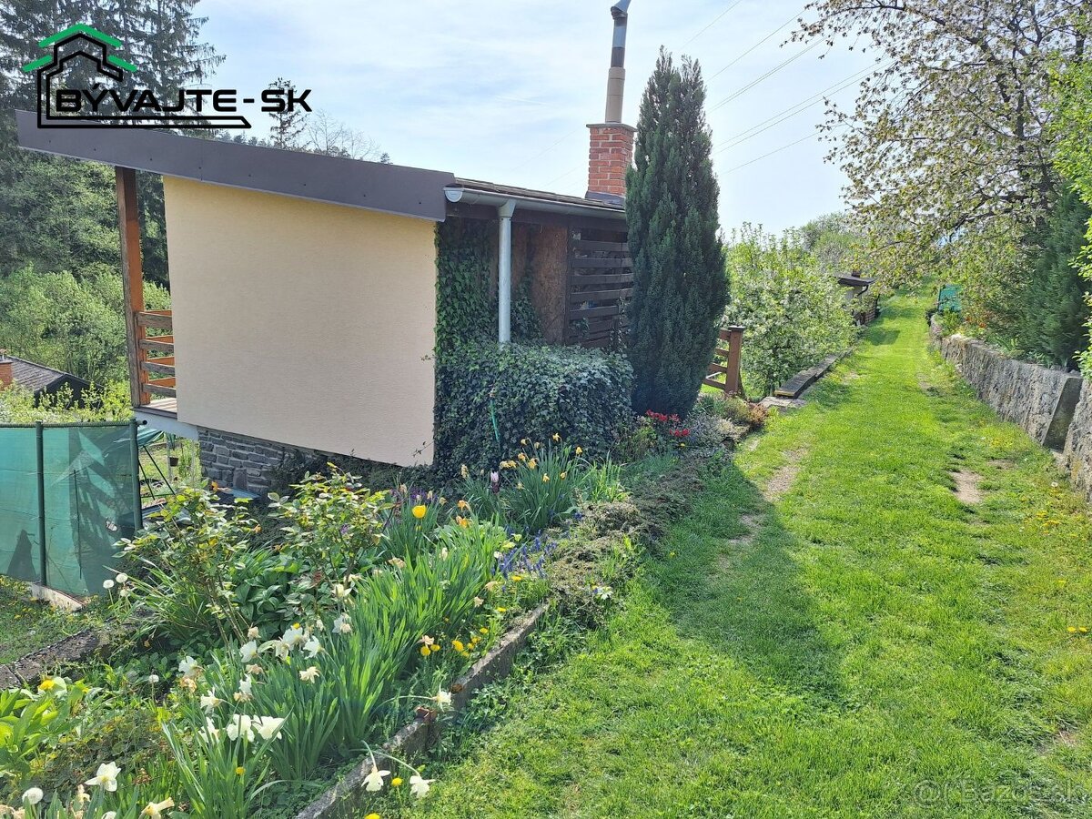 Záhrada s chatkou v záhradkárskej osade 600 ročnice v Prievi - 6