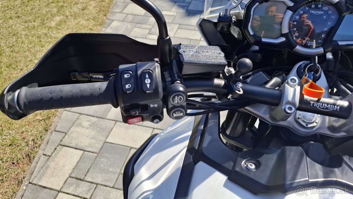 TRIUMPH TIGER 1200 XCX - 6