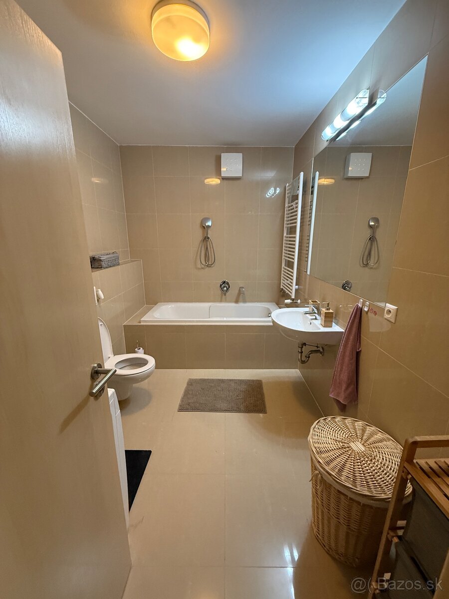 Prenajmem 2 izbový byt Devínska Nová Ves BA - 6