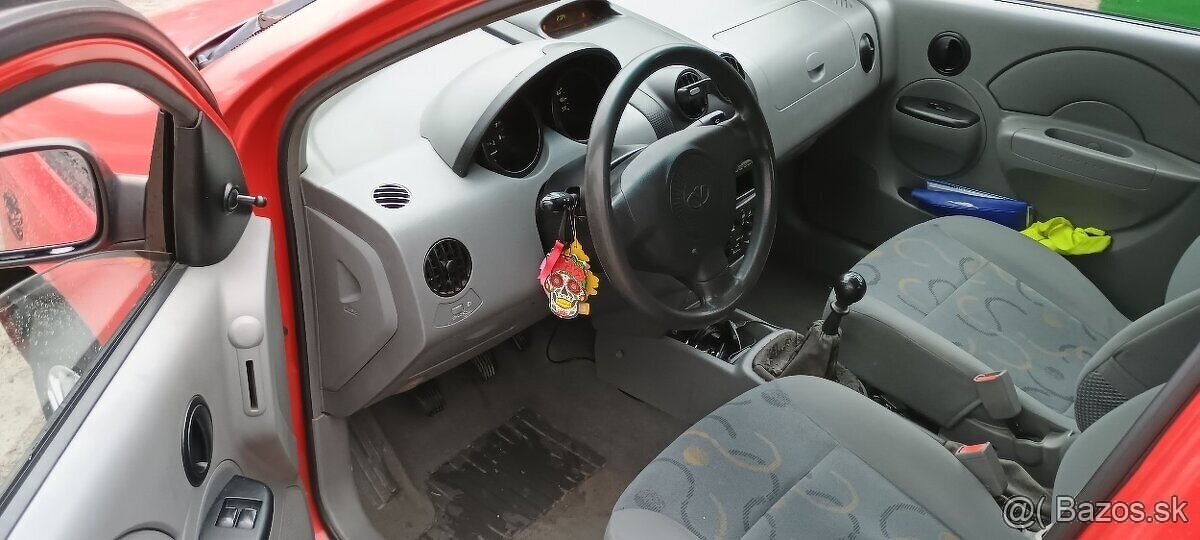 PREDÁM-DAEWO KALOS:1,4 BENZÍN,STK+EK2026.RV:2005 - 6