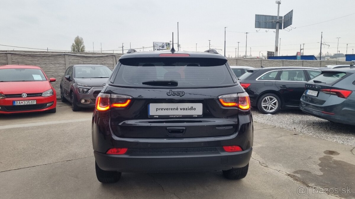 Jeep Compass 1.3 Night Eagle 110kW - 6