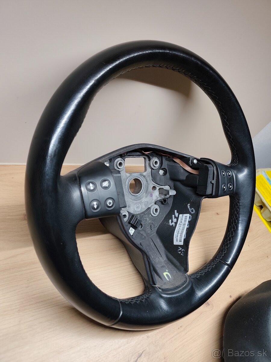 Prodám tříramenný multifunkční volant Seat - 6