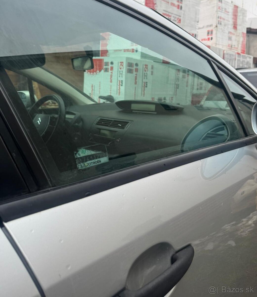 Predám Citroen C4 1.6 hdi - 6