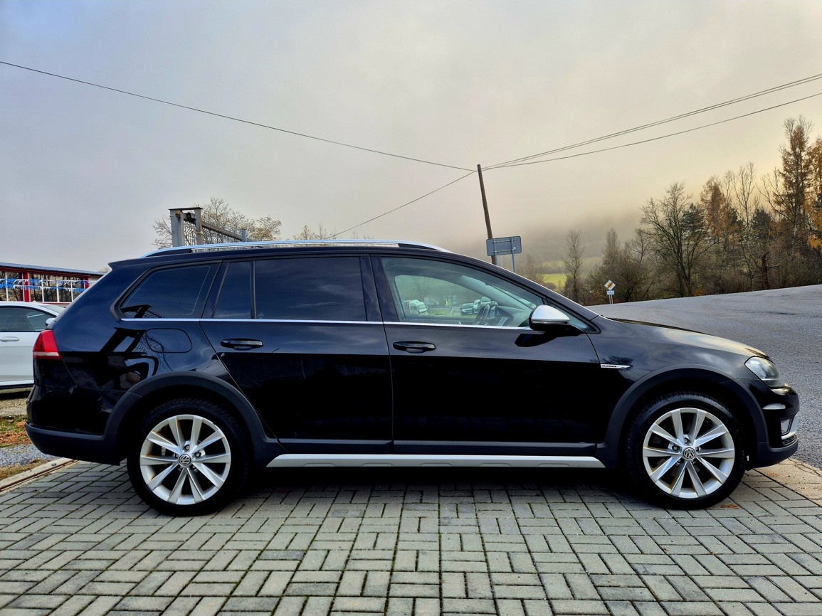 VW Golf Alltrack 135 kW DSG 4Motion - 6