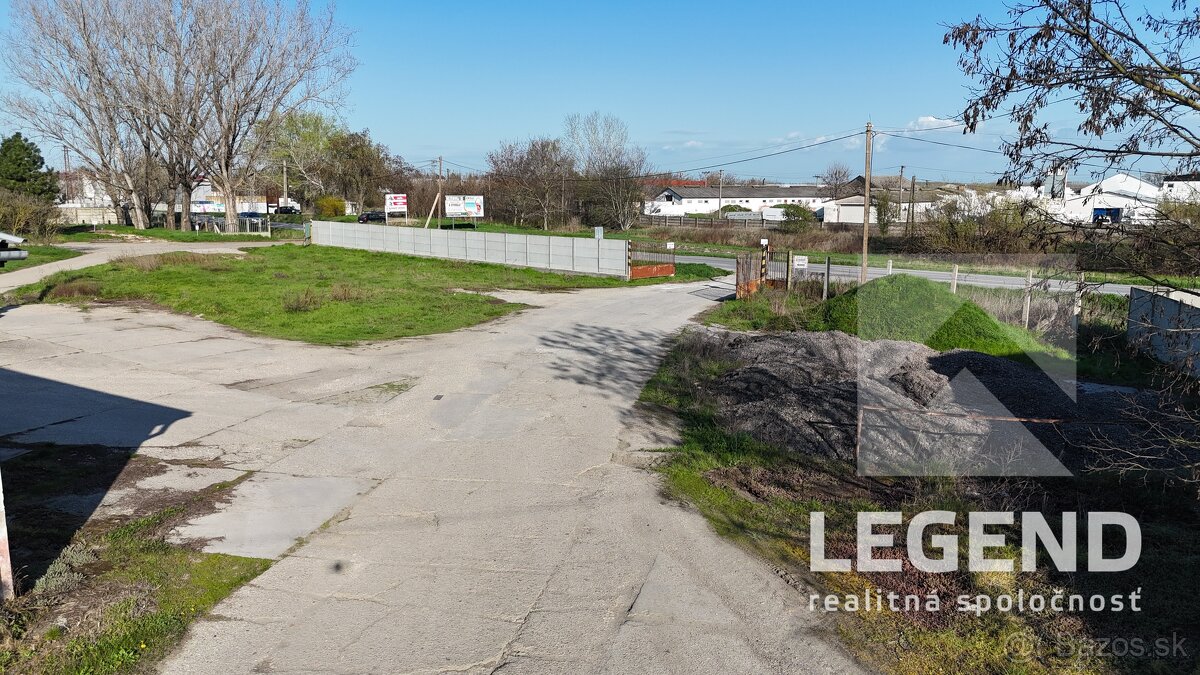 Prenájom pozemku 1.198 m2 v Kolárove na frekventovanom miest - 6