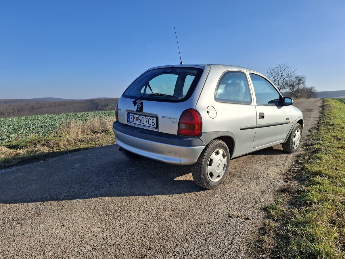 Predám Opel corsa B - 6