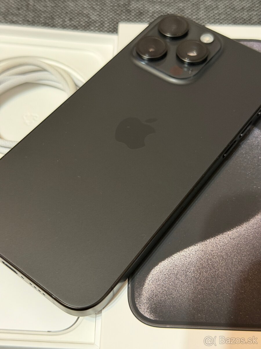 iPhone 15promax 256gb Black Titanium - 6