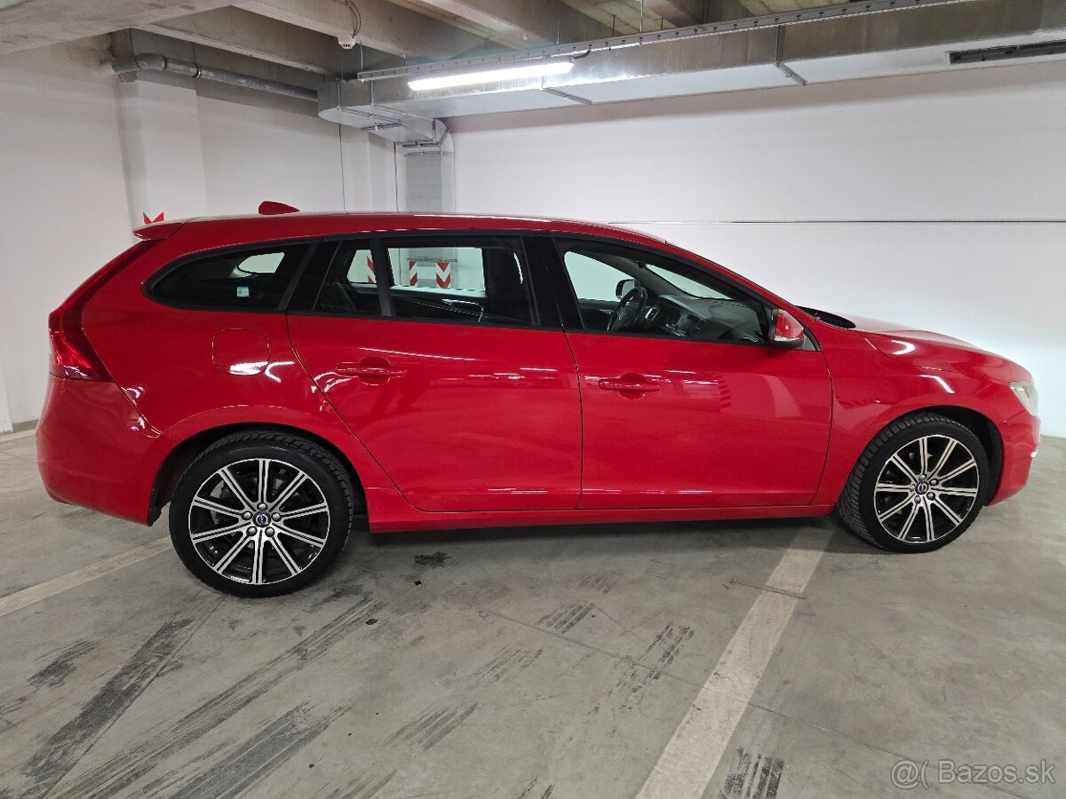 Volvo V60 D3 2.0 D 110 kw 2017 - 6
