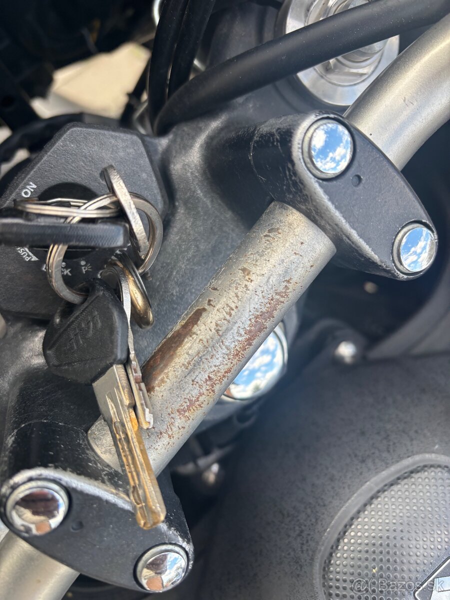 Predám Suzuki V strom 650 - 6
