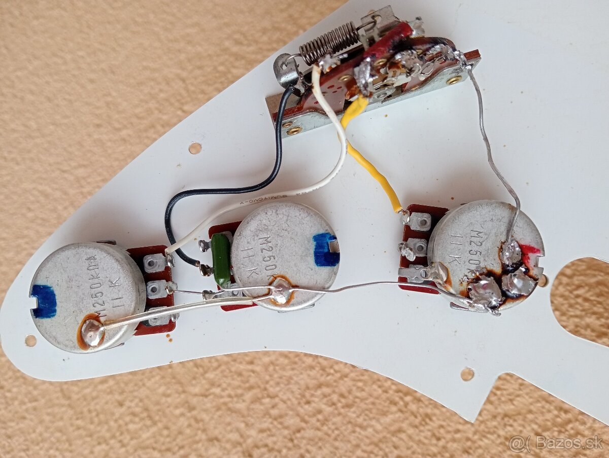Snímače Stratocaster- pickguard, poťáky 70 roky Greco,Maya - 6