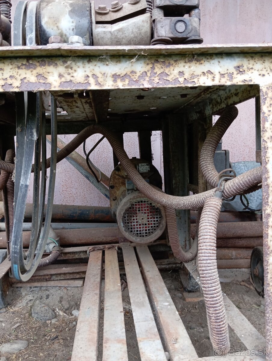 Stroj na výrobu nasad. - 6