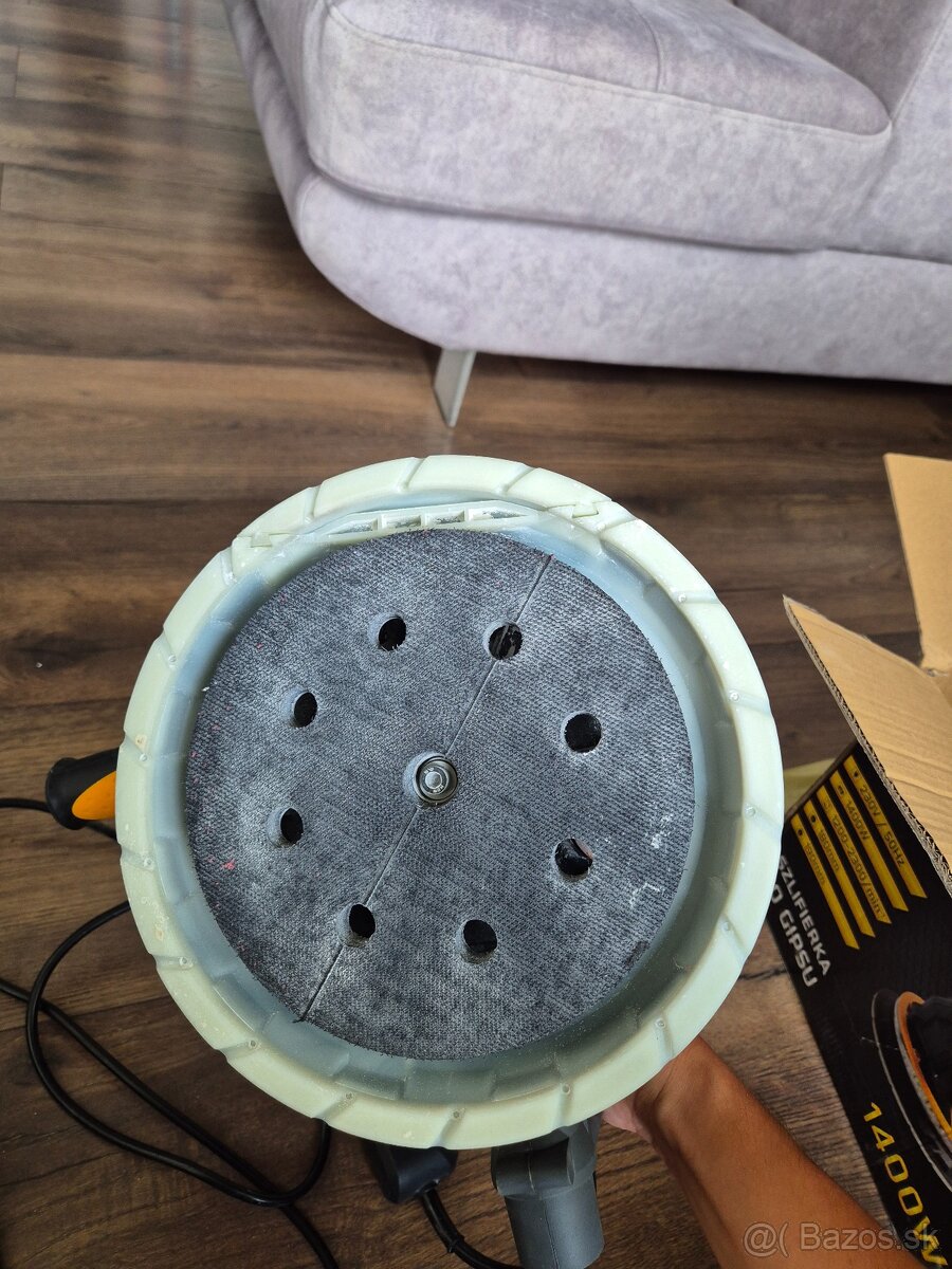 Brúska na sadrokartón - 6