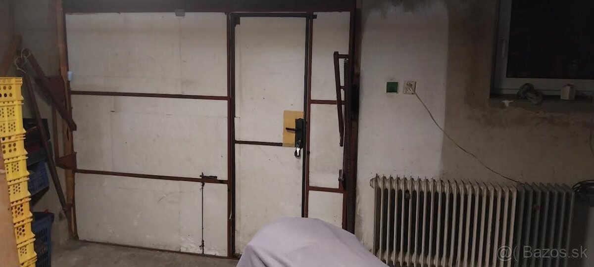 Predám garážovú bránu s personálnym vstupom - 6