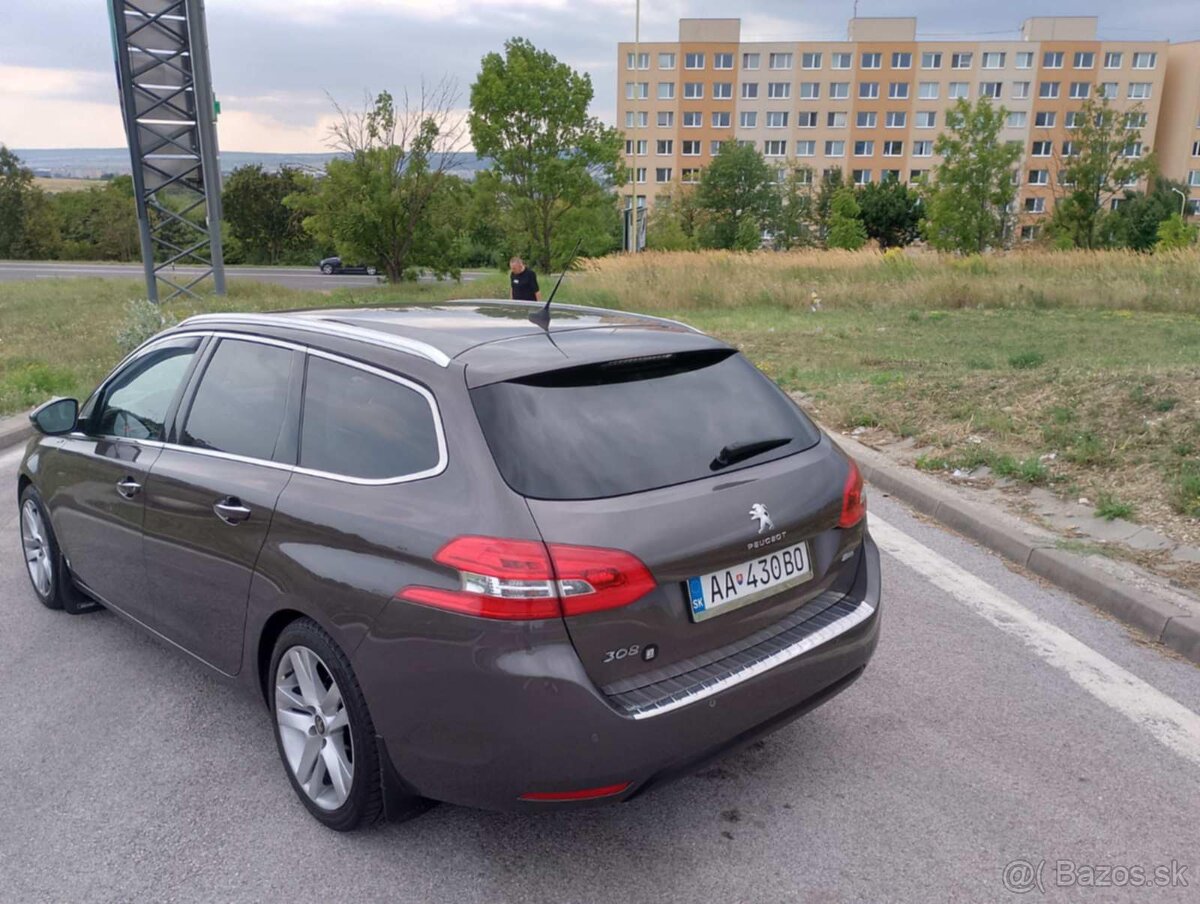 Peugeot 308 - 6