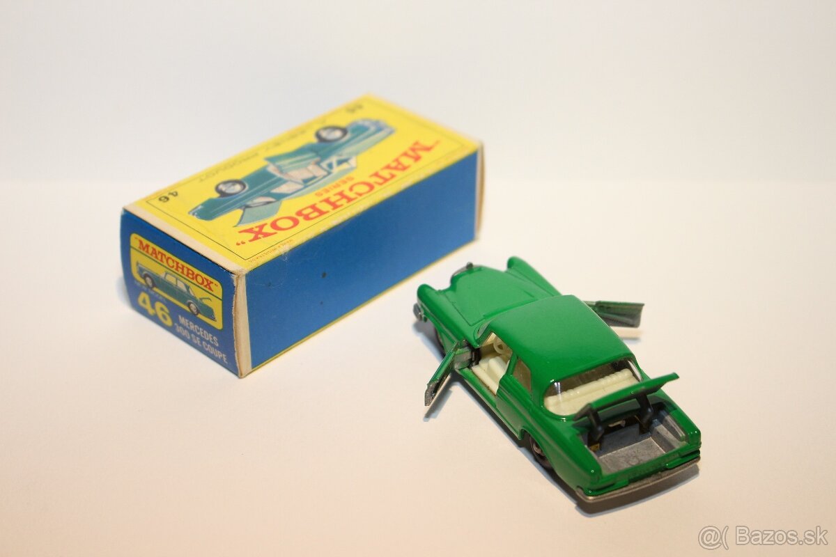Matchbox RW Mercedes 300 SE coupe - 6