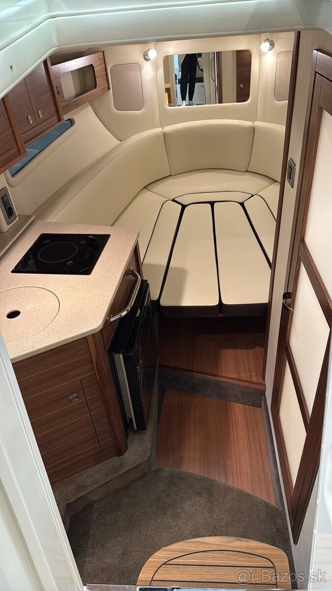 Nová motorová loď Sea Ray 265 Sundancer cruiser - 6