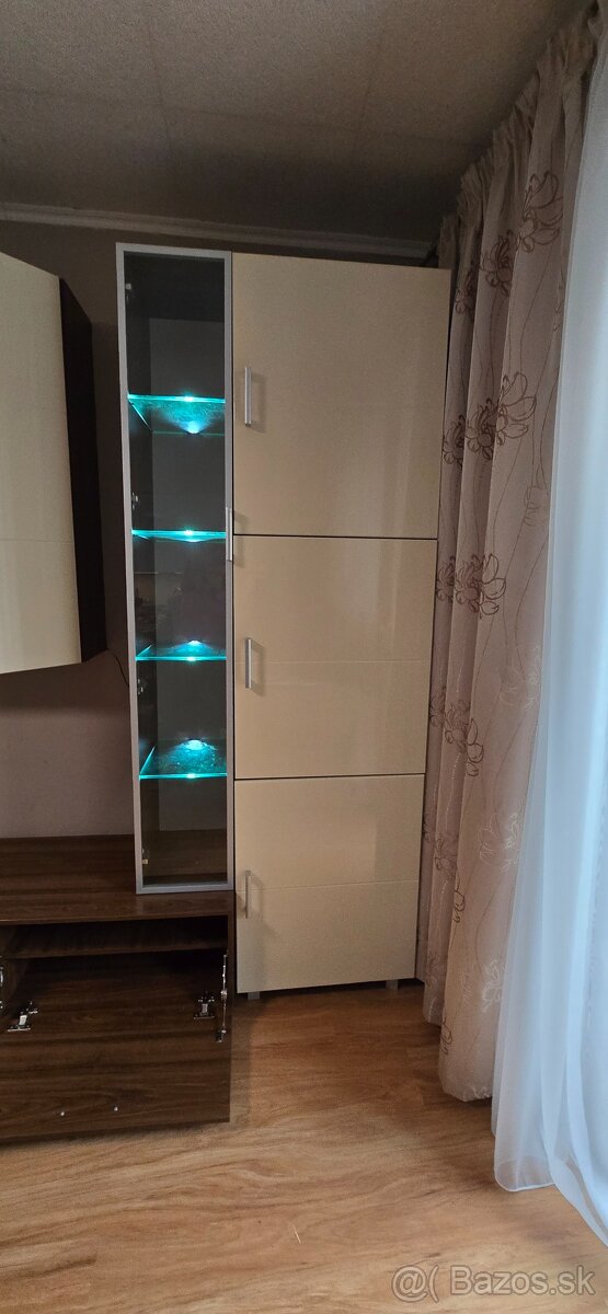 Predám obývaciu zostavu - 6