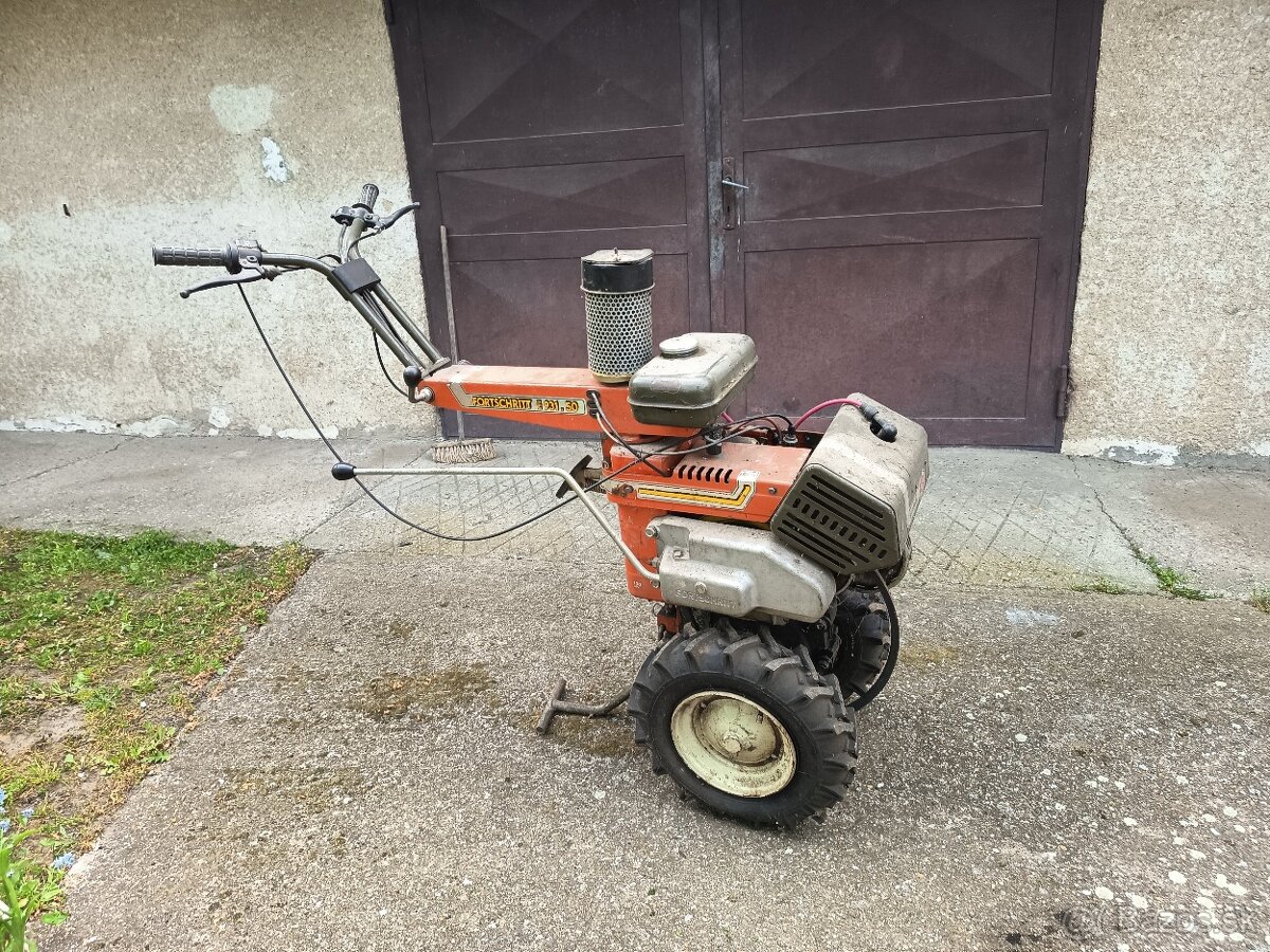 Malotraktor FORTSCHRITT - 6