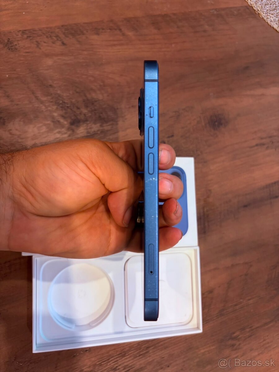 iPhone 13 - 6