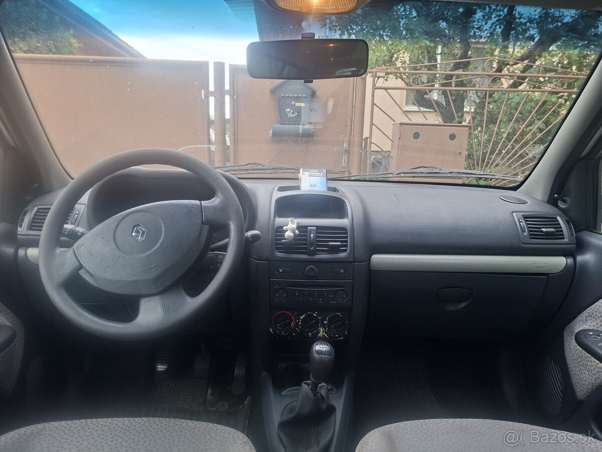 Predám Renault clio - 6
