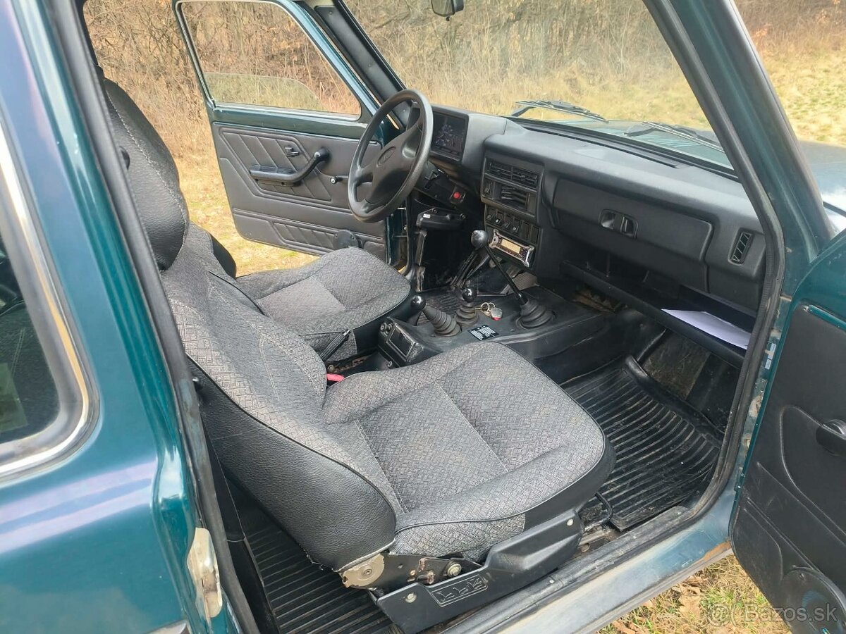 Lada Niva - 6