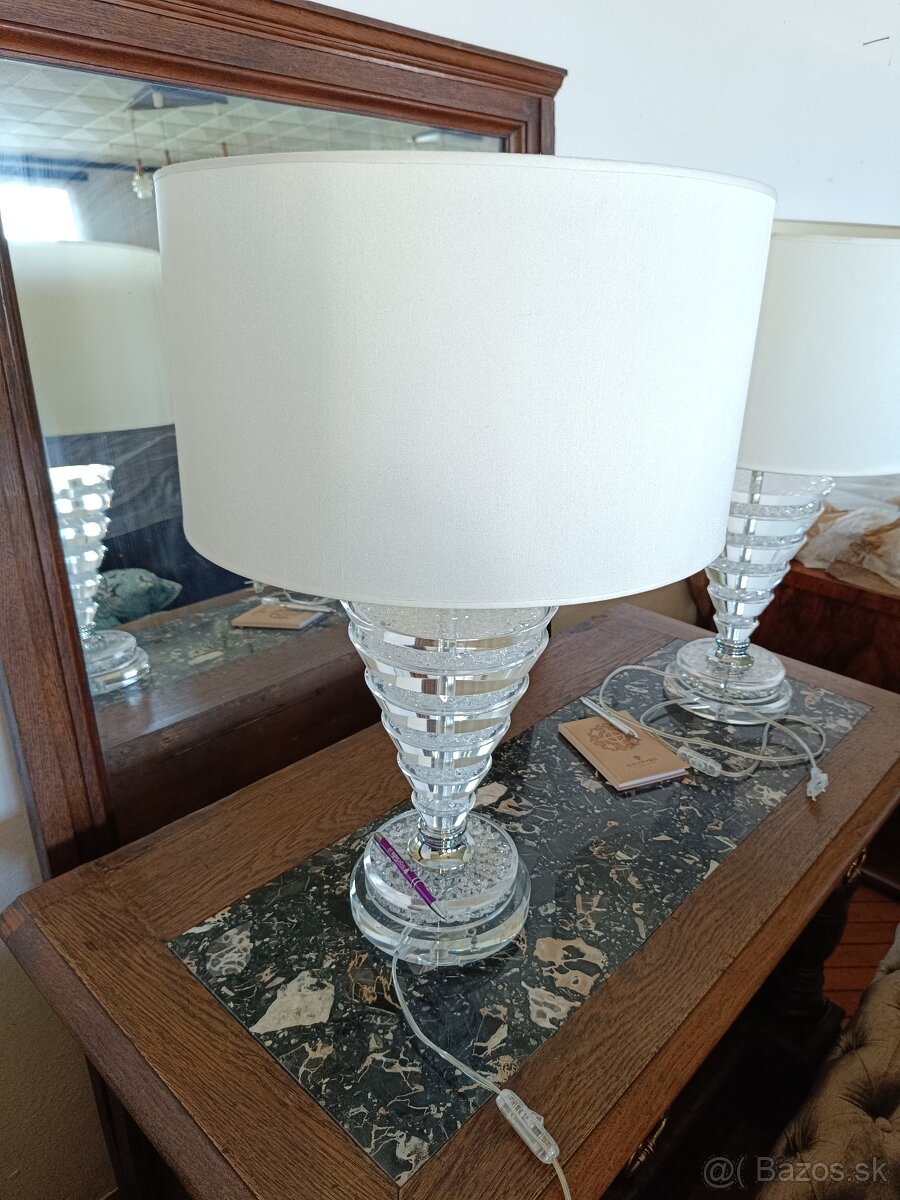 Luxusná nová nočná alebo stolová lampa zo skla a krištálu - 6