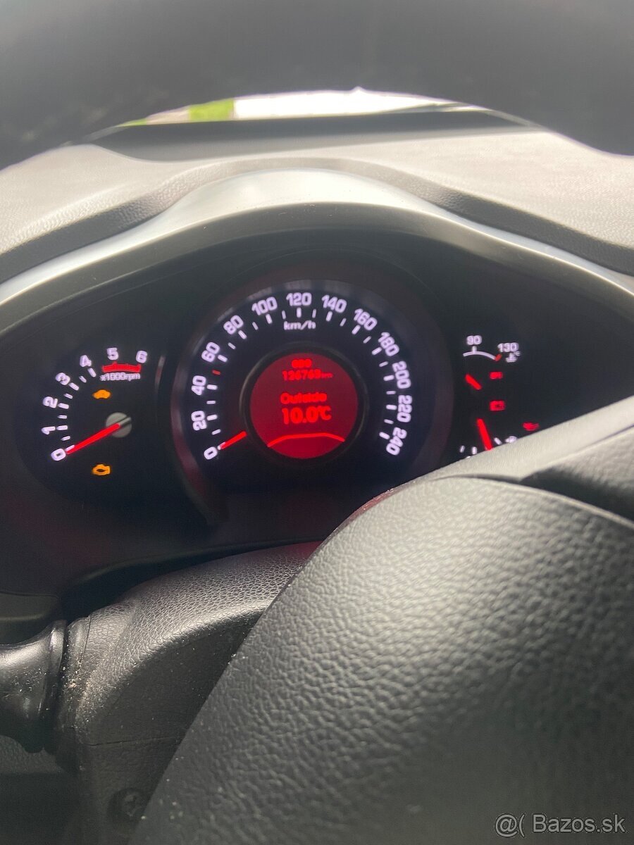 Kia Sportage 1.7 CRDi - 6