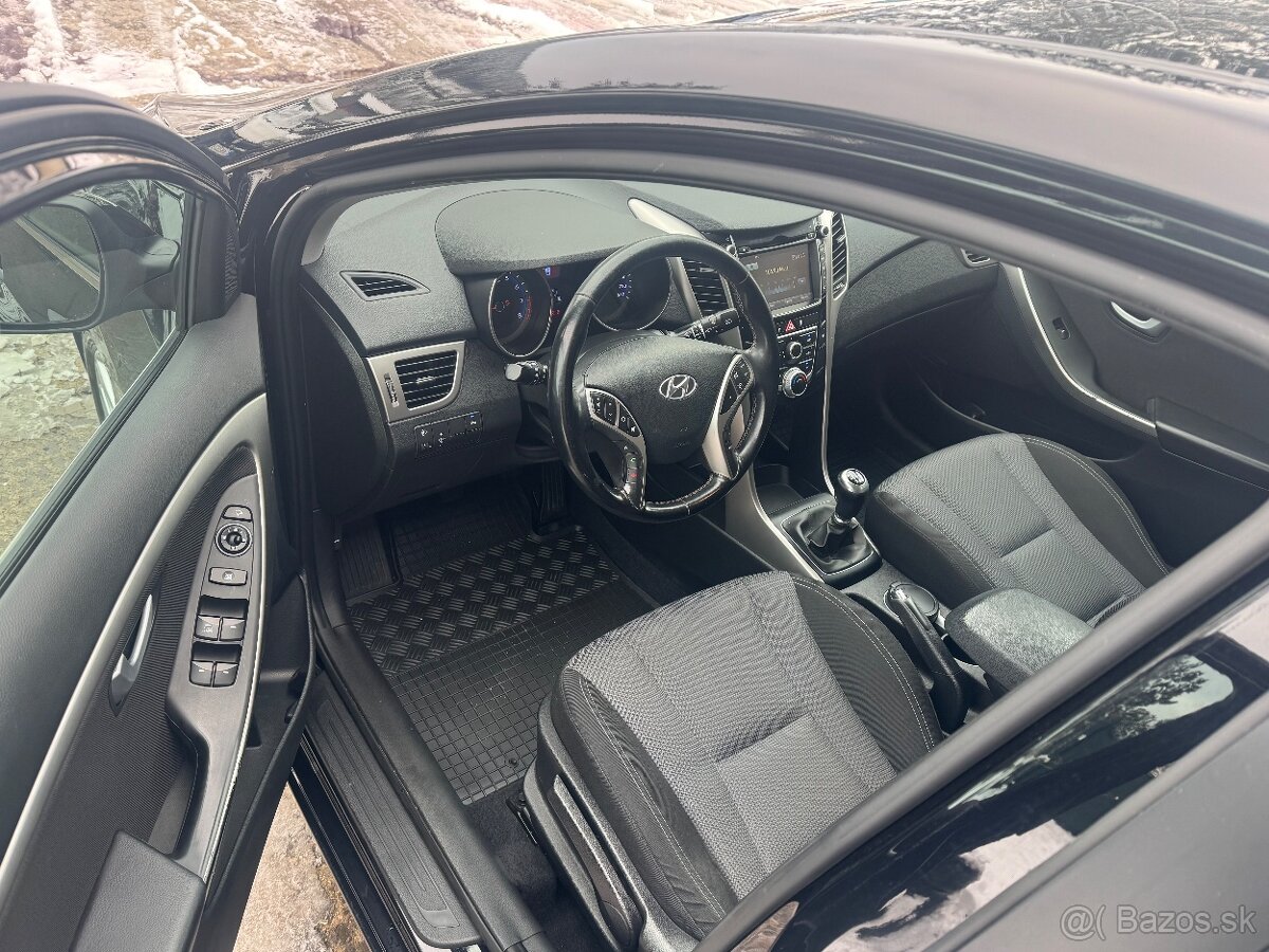 Predám Hyundai i30 1.4 i len 113000 km rv: 2014/7 - 6