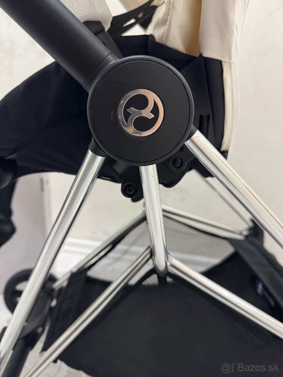 Cybex Mios 3.0 - 6