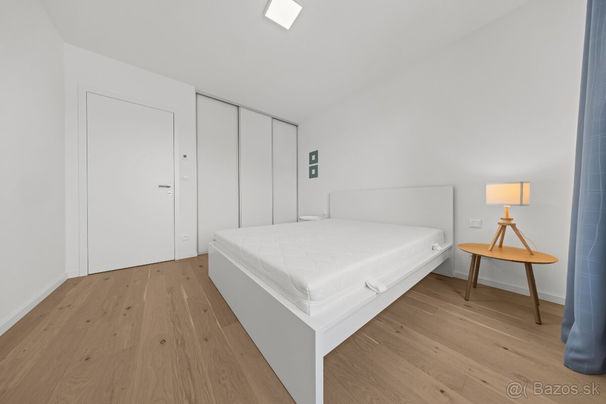 Prenajmeme moderný 2-izbový byt v projekte ZWIRN. - 6