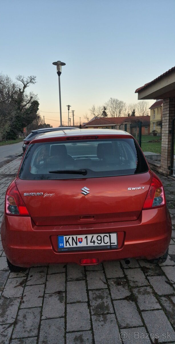 Suzuki Swift - 6